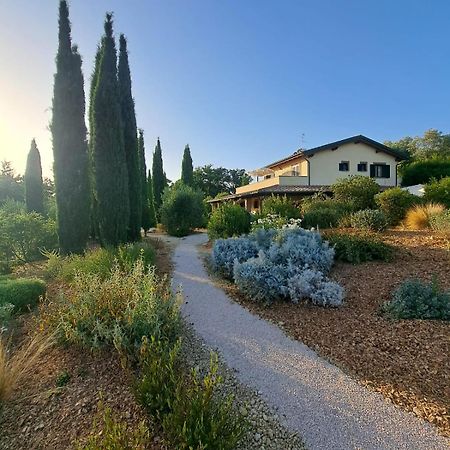 Casale Terre Rosse Bed and Breakfast Saturnia Buitenkant foto