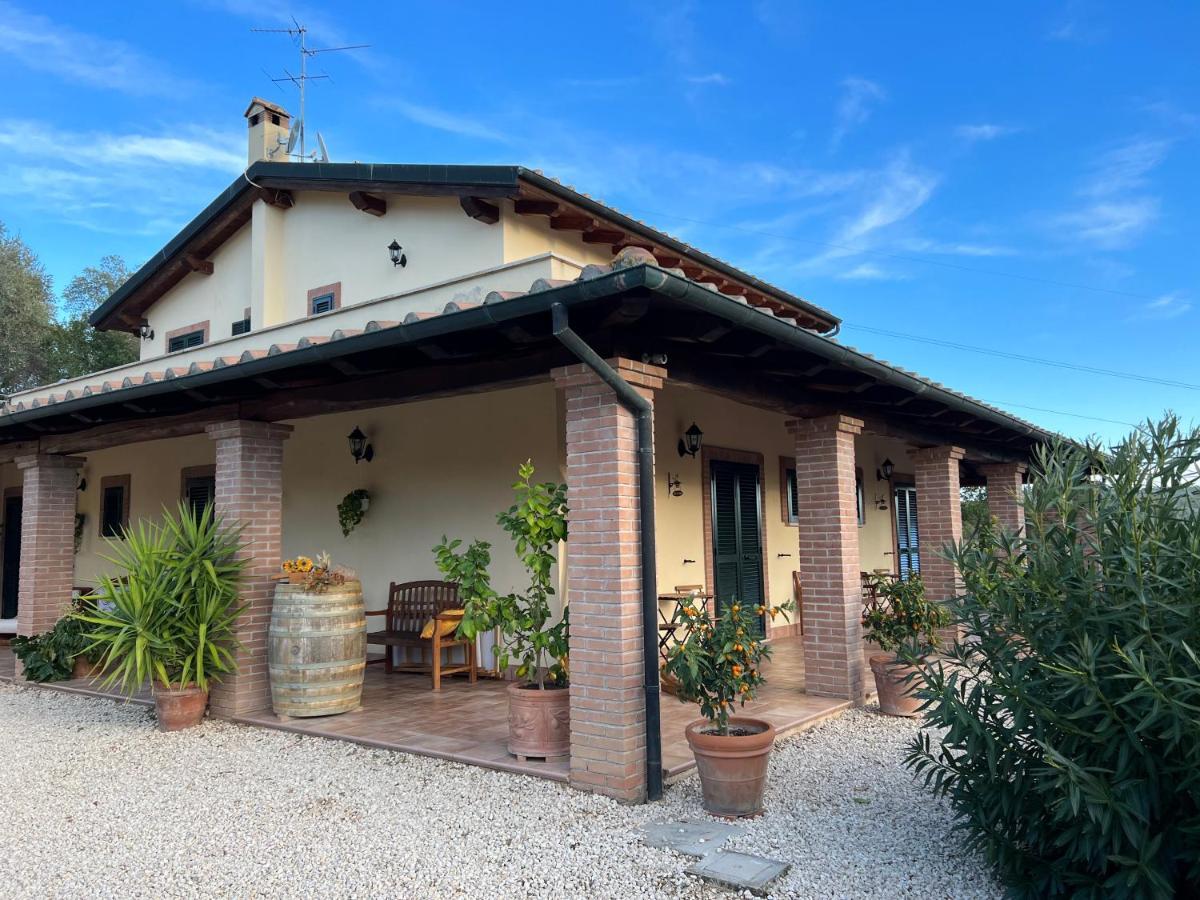 Casale Terre Rosse Bed and Breakfast Saturnia Buitenkant foto