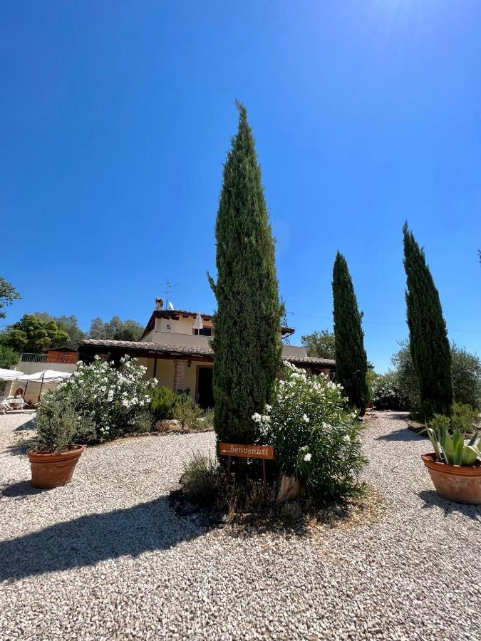 Casale Terre Rosse Bed and Breakfast Saturnia Buitenkant foto