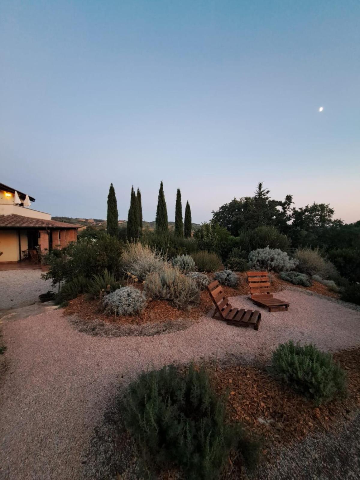 Casale Terre Rosse Bed and Breakfast Saturnia Buitenkant foto